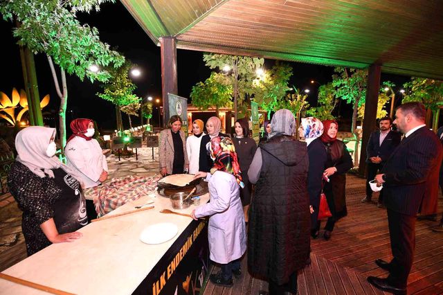ak partili kadin milletvekillerinden pursakla 2 14460070 o