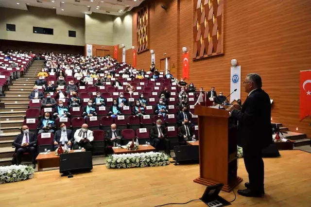 Başkan Büyükkılıç, Kayseri Üniversitesi'nin açış dersine katıldı