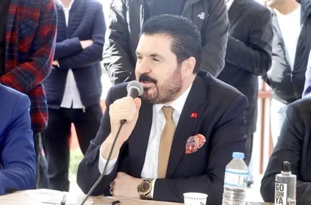 Başkan Sayan, Tutak'ta muhtarlarla bir araya geldi