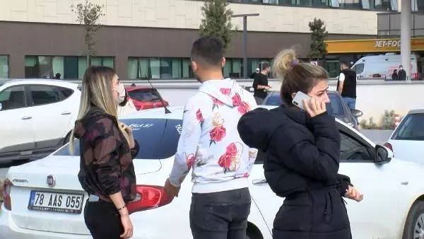 Beylikdüzü'nde 7 yerinden bıçaklanan genç ağır yaralandı