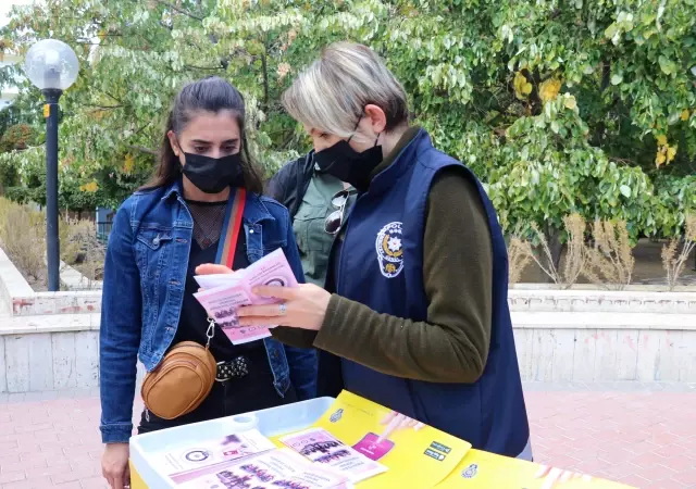 Burdur Emniyet Müdürlüğünden narkotik, siber ve kadına şiddet suçlarına yönelik bilgilendirme