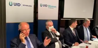 Hollanda: Cumhurbaşkanı Erdoğan, telefonla UDB yöneticileri ve Türk gazetecilere seslendi Hollanda: Cumhurbaşkanı Erdoğan, telefonla UDB yöneticileri ve Türk gazetecilere seslendi