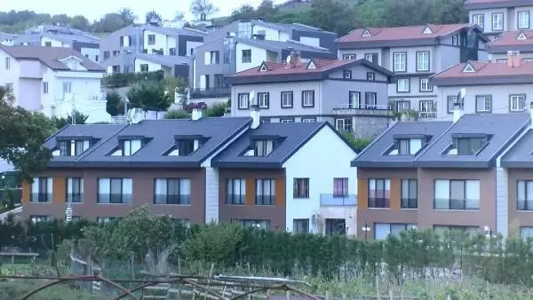 Derya Tuna ve komşusunu davalık eden kavga