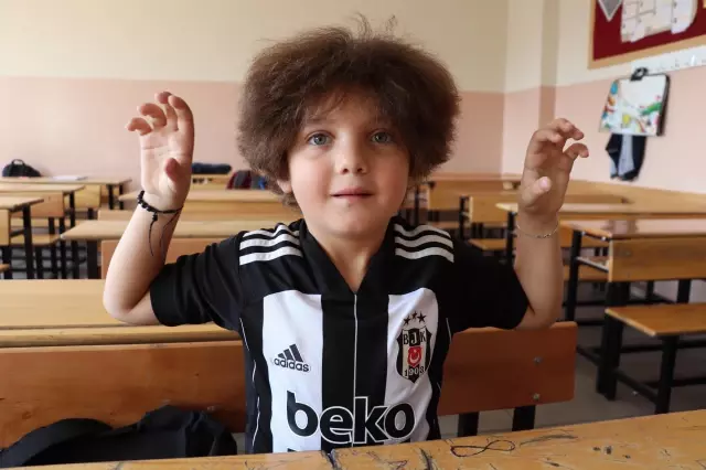 Son dakika haberleri: Dizi film çocuk oyuncusu Ömer Sevgi, Siirtli öğrencilerin ilgi odağı oldu
