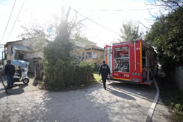 Son dakika! Müstakil evde çıkan yangın hasara neden oldu