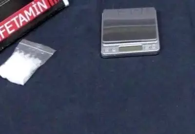 Emanet aldığı motosiklet ile uyuşturucu satarken yakalandı
