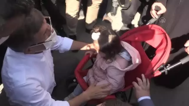 Gelecek Partisi Genel Başkanı Davutoğlu, partisinin il başkanlığını açtı
