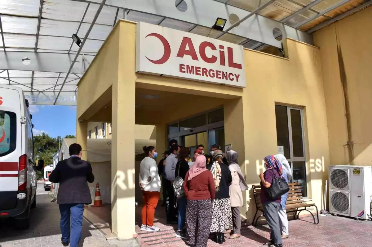 Gördes'te 46 ortaokul öğrencisinde gıda zehirlemesi şüphesi