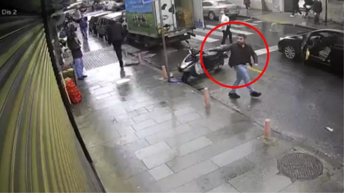 İstanbul'da dehşet anları: Vatandaşların gözü önünde güpegündüz kurşun yağdırdı