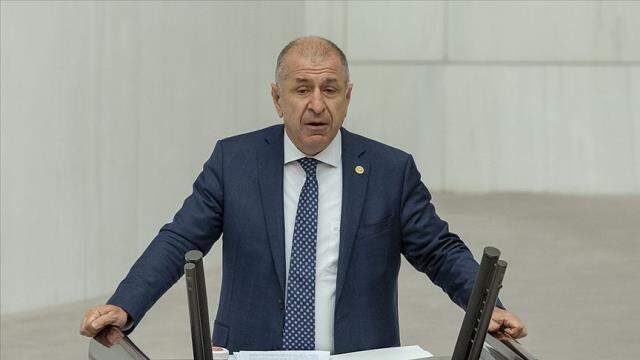 Ümit Özdağ kimdir? Ümit Özdağ kaç yaşında, nereli, mesleği ne? Ümit Özdağ hayatı ve biyografisi!