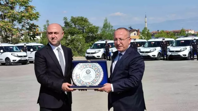 Hayırseverlerin bağışladığı 22 yeni araç dualarla yeni görev yerlerine uğurlandı