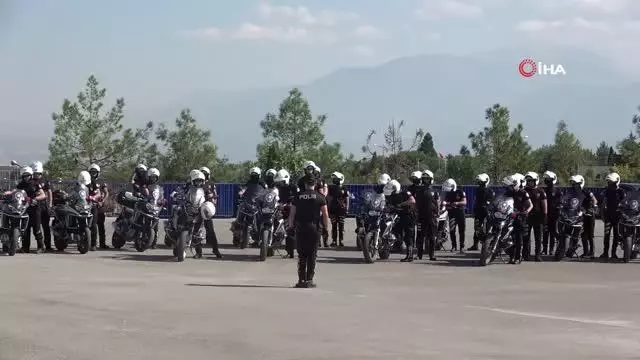Hayırseverlerin bağışladığı 22 yeni araç dualarla yeni görev yerlerine uğurlandı