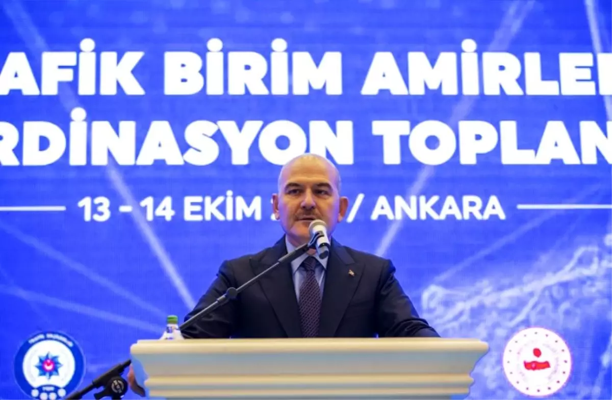 İçişleri Bakanı Soylu, Trafik Birim Amirleri Koordinasyon Toplantısına katılarak bir konuşma yaptı