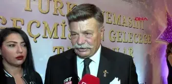 Mehmet Ali Erbil: İSTANBUL-TÜRK SİNEMASINI GEÇMİŞTEN GELECEĞE TAŞIYANLAR ÖDÜLLERİ VERİLDİ Mehmet Ali Erbil: İSTANBUL-TÜRK SİNEMASINI GEÇMİŞTEN GELECEĞE TAŞIYANLAR ÖDÜLLERİ VERİLDİ