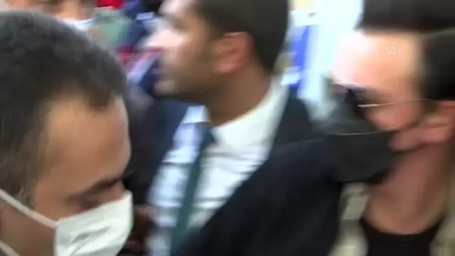 İYİ Parti Genel Başkanı Akşener, esnaf ziyaretinde bulundu