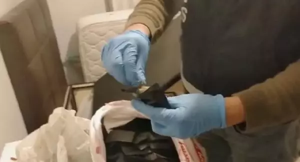 KADIKÖY VE KAĞITHANE'DE UYUŞTURUCU OPERASYONU