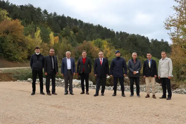 Karabük'te kuvvetli sağanak nedeniyle yıkılan köprü ulaşıma açıldı
