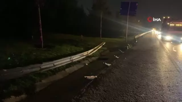 Kartal'da otomobil bariyerlere ok gibi saplandı