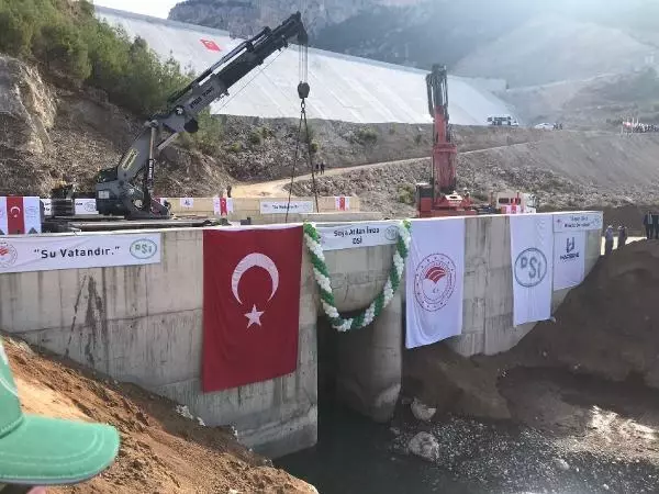 Bakan Pakdemirli, Mersin'de Pamukluk Barajı Su Tutma Programı'na katıldı Açıklaması