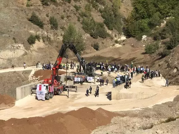 Bakan Pakdemirli, Mersin'de Pamukluk Barajı Su Tutma Programı'na katıldı Açıklaması