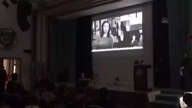 Paralimpik masa tenisçiler, öğrencilerle buluştu