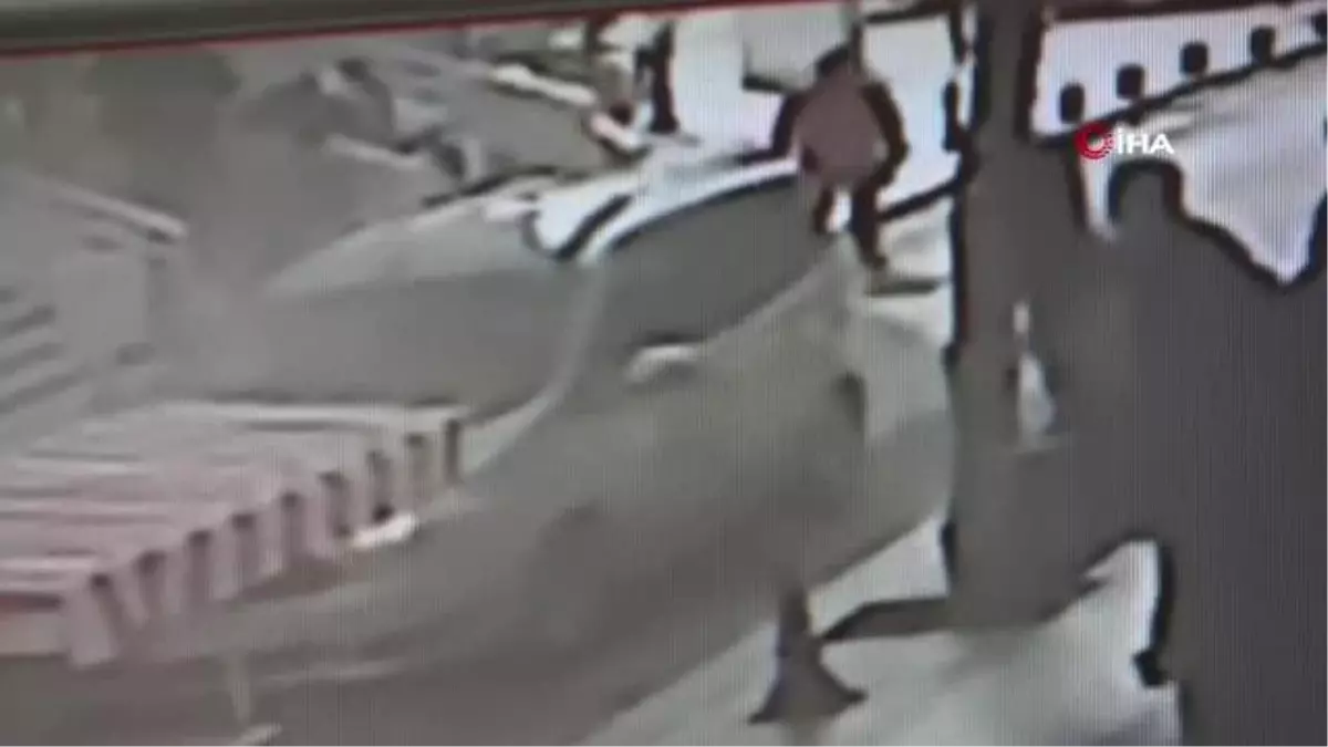 Soğukkanlı katil zanlısı kamerada: Cinayeti işledi, silahı poşete koyup gitti