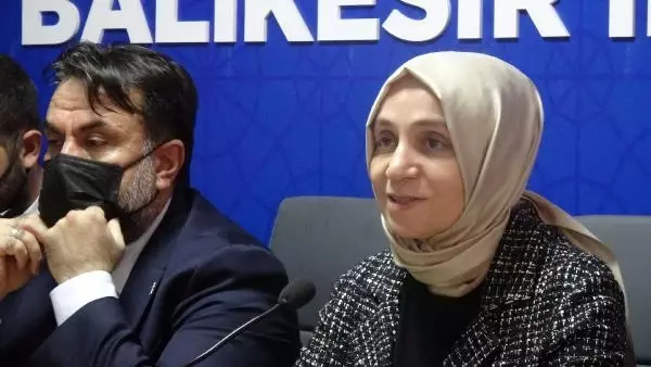 BALIKESİR - AK Parti Genel Başkan Yardımcısı Usta, partisinin Balıkesir İl Başkanlığında konuştu