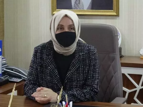 BALIKESİR - AK Parti Genel Başkan Yardımcısı Usta, partisinin Balıkesir İl Başkanlığında konuştu