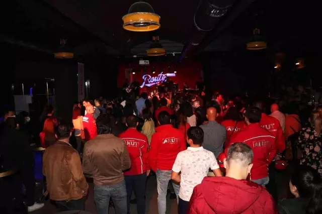 AKUT'a destek için sahne aldılar