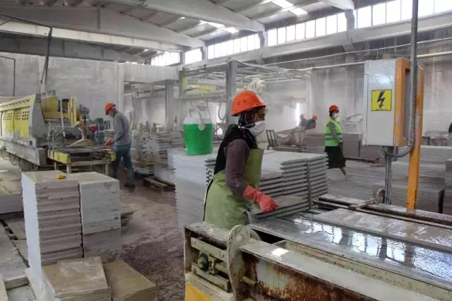 Vali'nin '4 bin liraya çalışacak eleman bulamıyoruz' sözlerine ilişkin sektörden yeni açıklama: Acil 200 kişi aranıyor