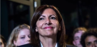 Anne Hidalgo: Paris Belediye Başkanı, Fransa'da Sosyalist Parti'nin cumhurbaşkanı adayı oldu