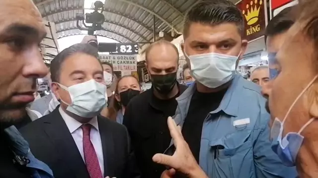 Esnaf gezisinde Ali Babacan'a sert tepki! Kendisini Abdullah Gül üzerinden savundu