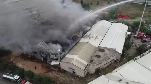 BURSA'DA TEKSTİL FABRİKASINDAKİYANGIN KONTROL ALTINA ALINDI