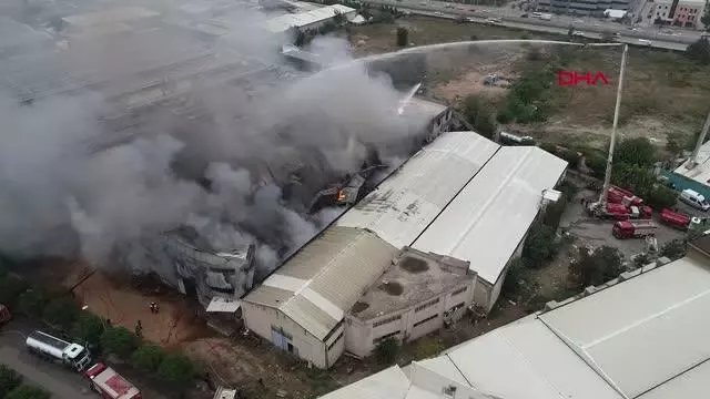 BURSA'DA TEKSTİL FABRİKASINDAKİYANGIN KONTROL ALTINA ALINDI