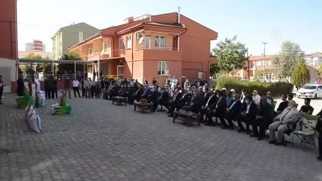 Çiftçilere silajlık mısır tohumu dağıtıldı