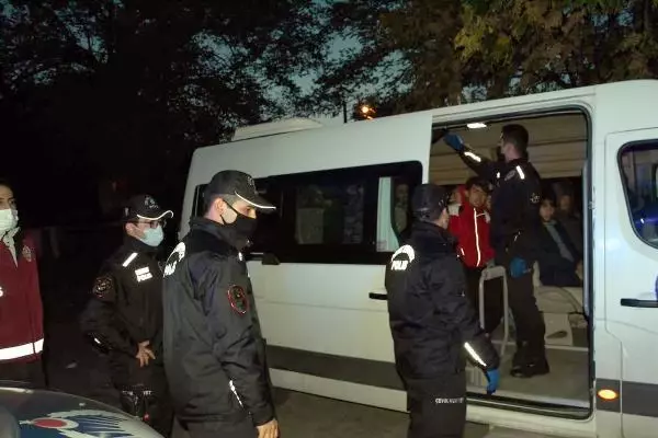 Son dakika gündem: Çorlu'da, 'çekçek' ile atık toplayan yabancılara operasyon: 112 gözaltı