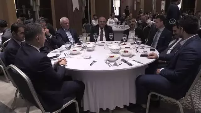 DİYARBAKIR - Tekstil ve Yatırım Zirvesi düzenlendi