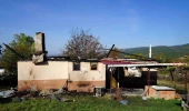Sattığı eve gizlice giren talihsiz adam, çıkan yangında yanarak hayatını kaybetti