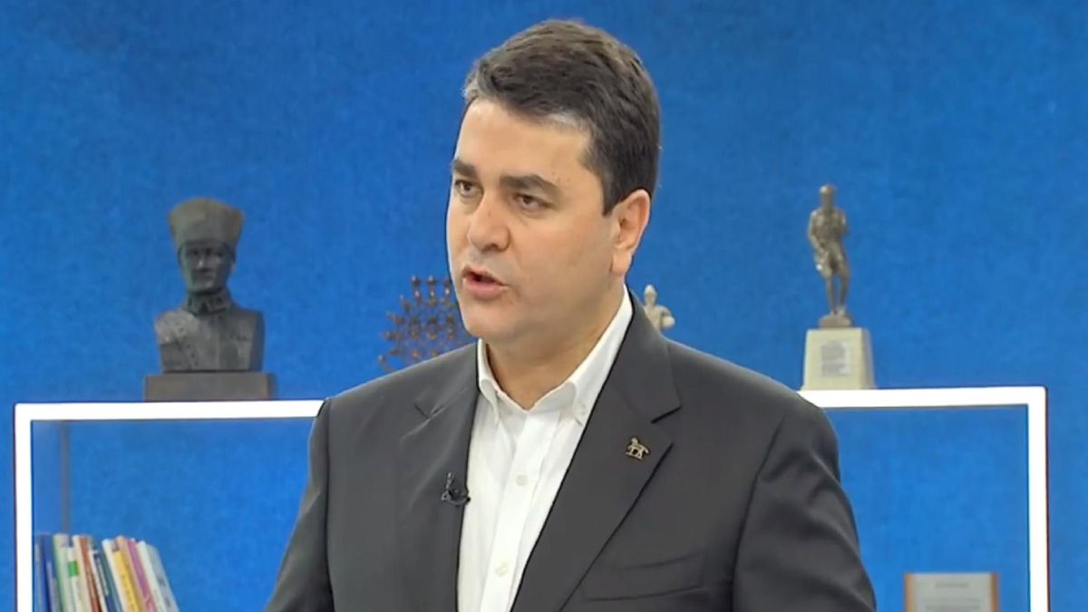 Gültekin Uysal kimdir? Gültekin Uysal nereli, kaç yaşında, mesleği ne? Gültekin Uysal hayatı ve biyografisi!