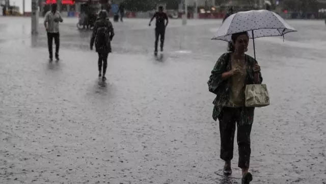 Meteoroloji'den İstanbul dahil 24 ile uyarı: Kuvvetli yağış geliyor