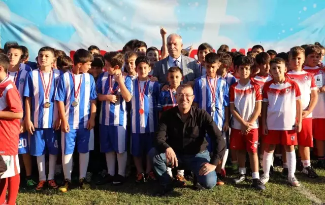 İlkadım'dan spor kulüplerine tatlı moral