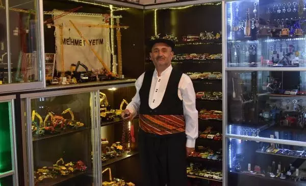 İş makinelerinin maketlerini koleksiyon yapan emekli vatandaş: Herkese tavsiye etmem çünkü pahalı