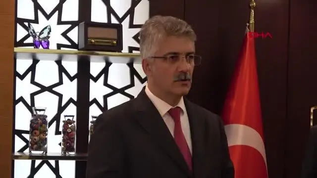 İZMİR ADLİYESİ'NDE DEVİR TESLİM TÖRENİ YAPILDI
