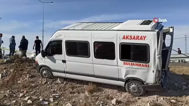 Aksaray'da pancar yüklü kamyon ile işçi taşıyan minibüs çarpıştı: 4 yaralı