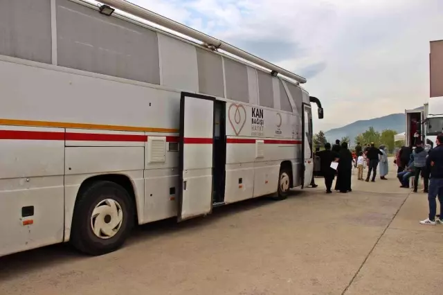 Kan stokları alarm verince öğrenciler bağış kampanyası başlattı