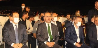 Bakan Kasapoğlu, 'Kültür Şöleni ve Ses Yarışması' finaline katıldı (2)