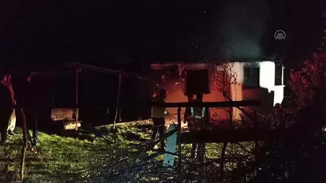 KASTAMONU - İki katlı evde çıkan yangında 1 kişi hayatını kaybetti