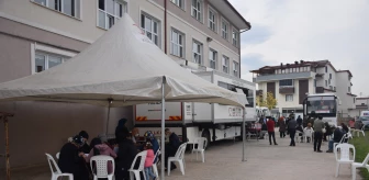 Kocaeli'de öğrenciler kan bağışına dikkati çekmek için kampanya düzenledi