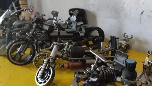 Metal ustası atık malzemeleri sanat eserine dönüştürüyor