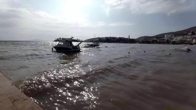 Olumsuz hava koşulları nedeniyle batan tekne kurtarılamadı